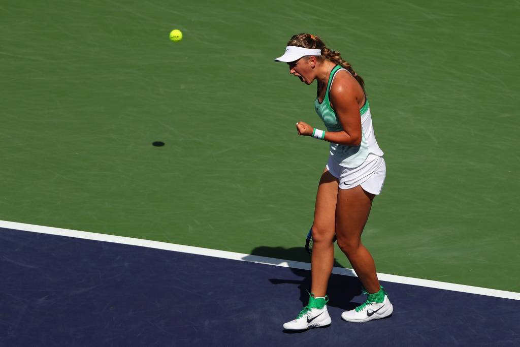 Azarenka conquistou o 19º troféu da carreira (Foto: Julian Finney/AFP)