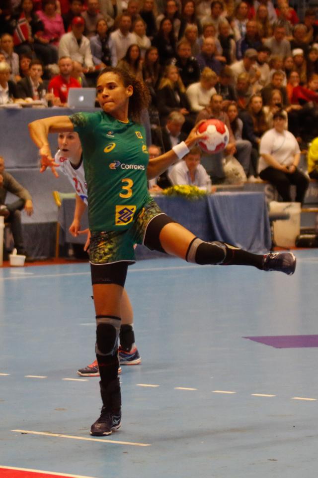 Brasil despediu-se sem vitória do Torneio Quatro Nações (Foto: Divulgação/CBHB)