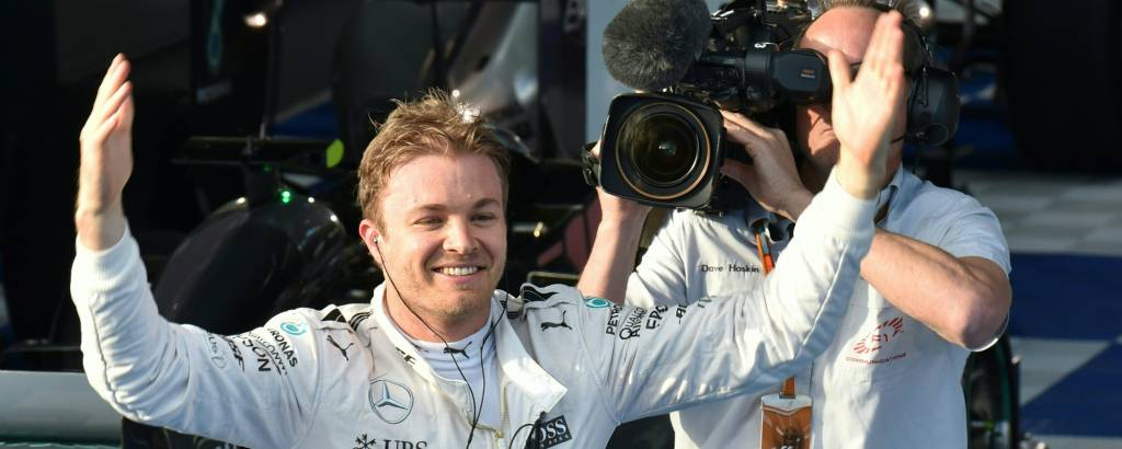 Nico Rosberg garantiu a pole position no GP de número 200 da sua carreira (Foto: Saeed Khan/AFP)
