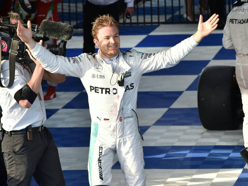 Alemão Nico Rosberg comemora após vencer o Grande Prêmio da Austrália (Foto: Saeed Khan/AFP)