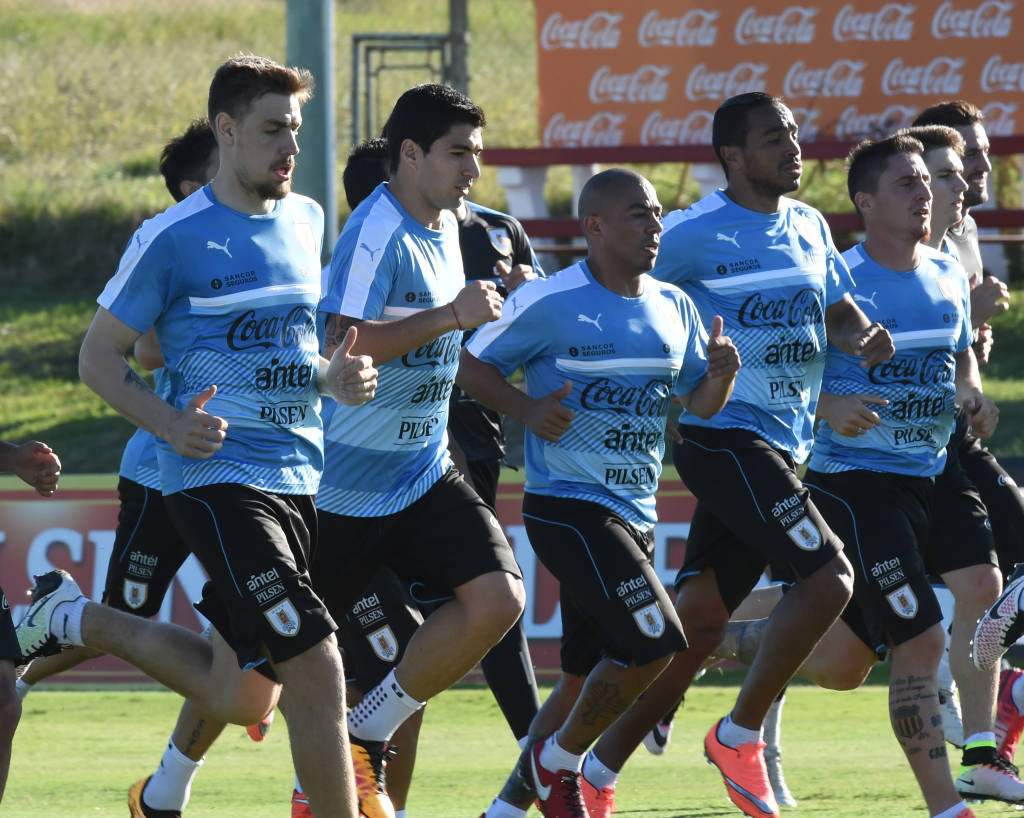 O Uruguai é o segundo colocado nas Eliminatórias 2018 (Foto: Miguel Rojo/AFP)
