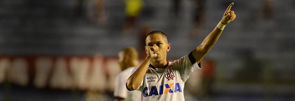 Marcos Guilherme anotou o gol da vitória do Atlético-PR (Foto: Gustavo Oliveira/Site Oficial)