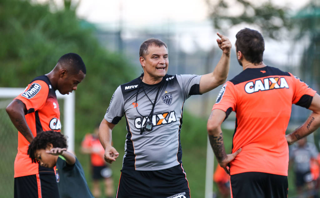 Para Aguirre, Galo tem a obrigação de vencer o clássico (Bruno Cantini/CAM)