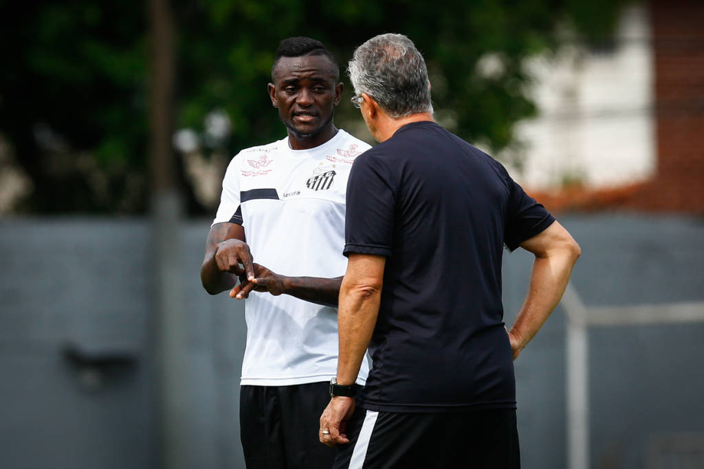 Escolhido por Dorival, Joel será o responsável por substituir Ricardo Oliveira no clássico deste domingo (Foto: Ricardo Saibun)