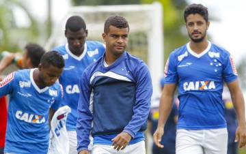 Alisson pediu atenção à equipe do Campinense (Washington Alves/Light Press)