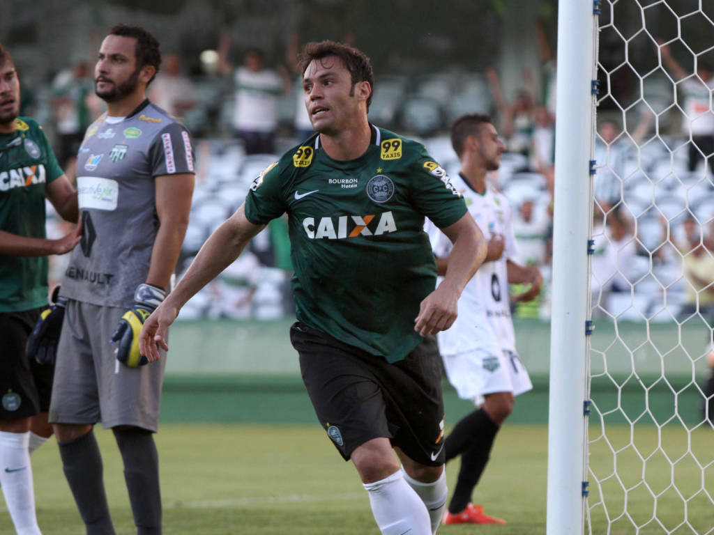 Kléber vive boa fase no Coritiba e é artilheiro no Paranaense (Foto: Divulgação/ Coritiba FC)