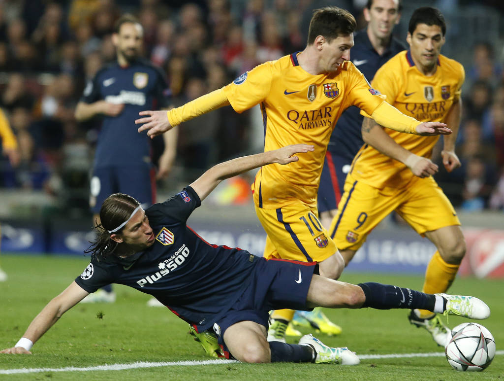 Barcelona encontrou dificuldades para derrotar o Atlético de Madri (foto: Pau Barrena/AFP)