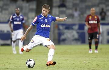 Gino foi titular uma única mesmo no ano, contra o Atlético-PR (Washington Alves/Light Press)