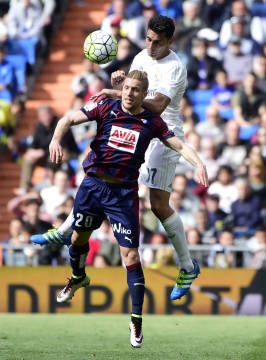Arbeloa provocou rival Barcelona após jogos do sábado (Foto:Pierre Marcou/AFP)