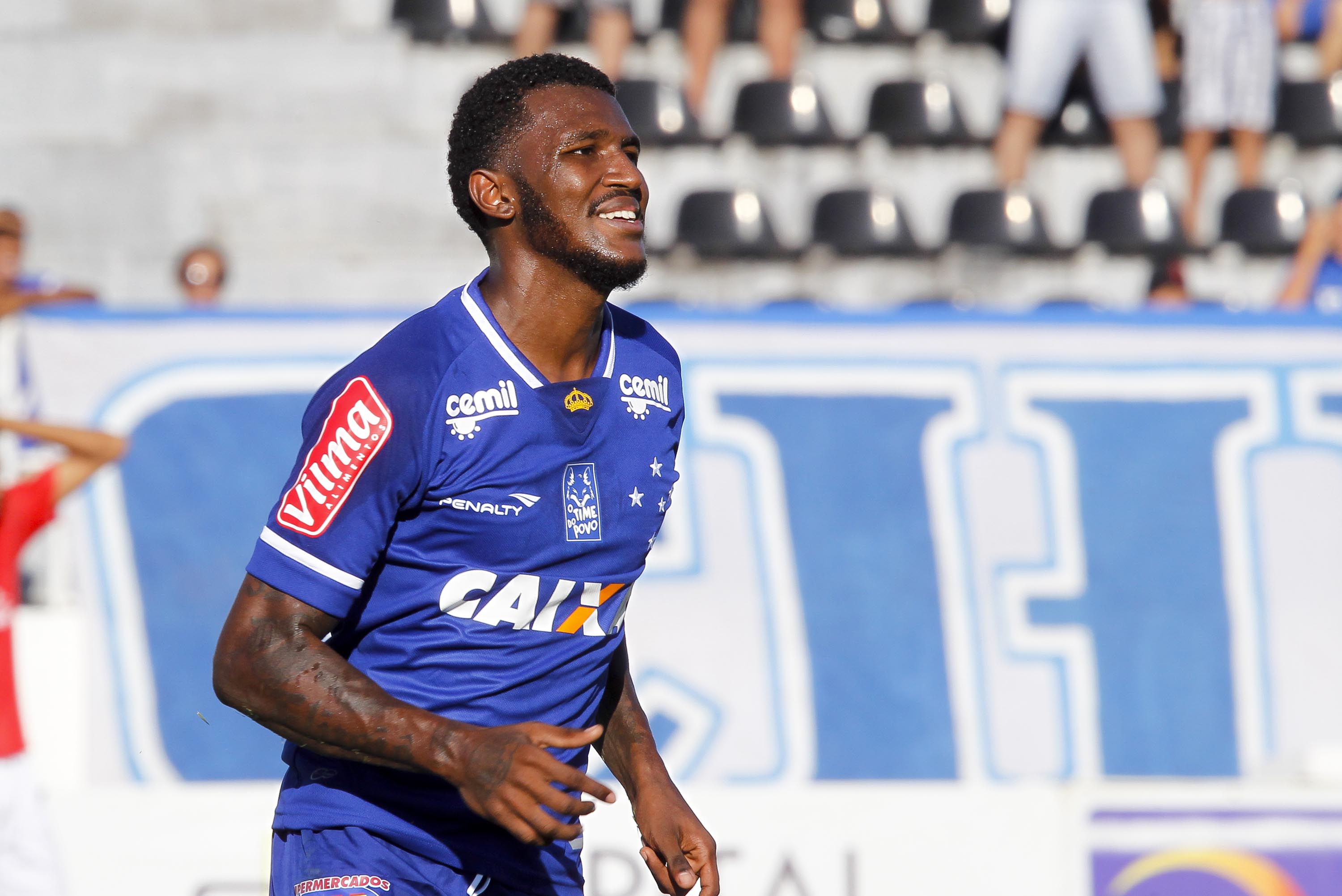 Douglas Coutinho (Foto: Washington Alves / Light Press / Cruzeiro)