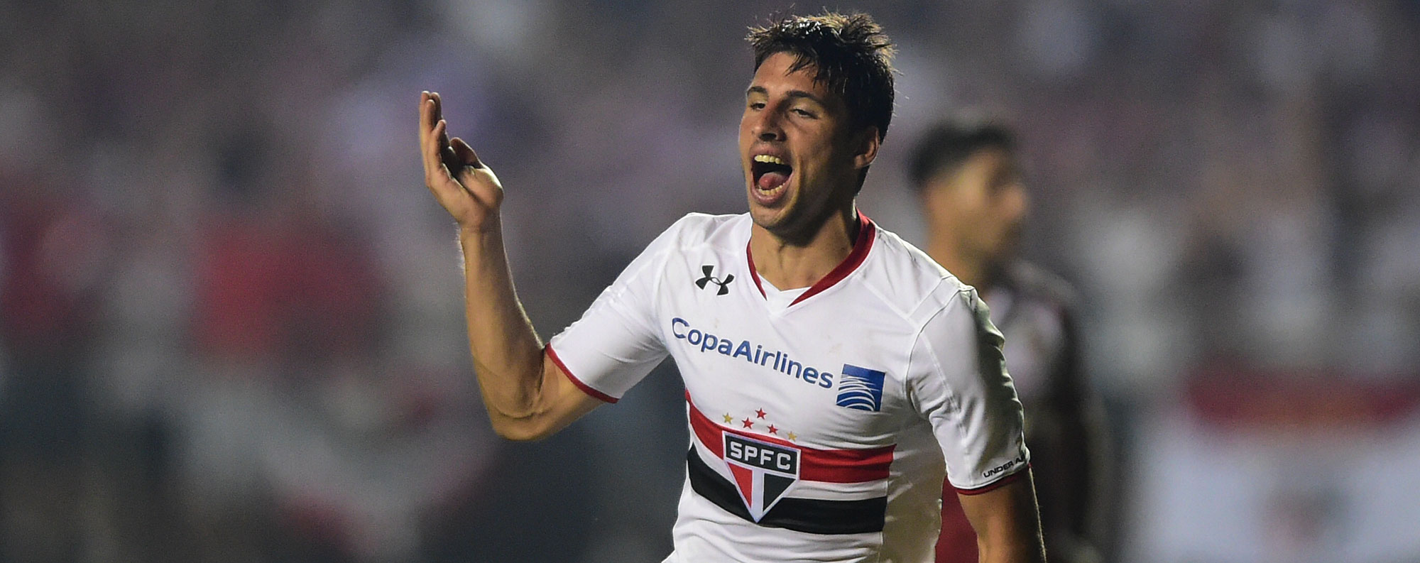 Calarri Calleri mira gols e agiliza passaporte para