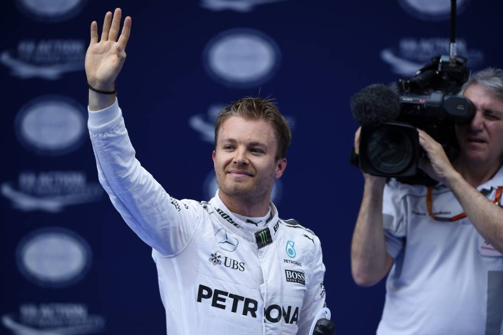 Nico Rosberg lidera o campeonato mundial por 24 pontos. Hamilton é o segundo colocado  (Foto: Wang Zhao/AFP)