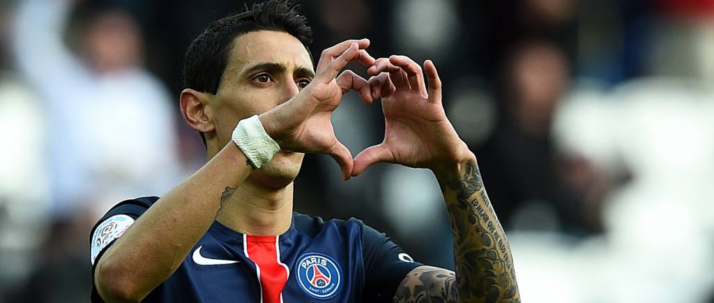 Di Maria marcou na goleada e mostrou irreverência na comemoração - Foto: AFP PHOTO / FRANCK FIFE