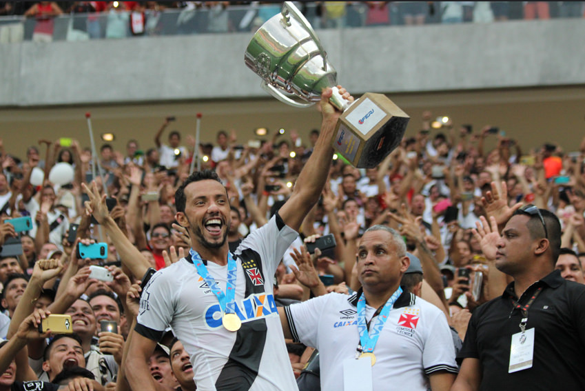 Nenê comemora título do Vasco (Foto: Carlos Gregório Jr-Vasco.com.br)