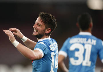 Mertens foi o destaque do jogo (Foto: Carlo Hermann/AFP) 