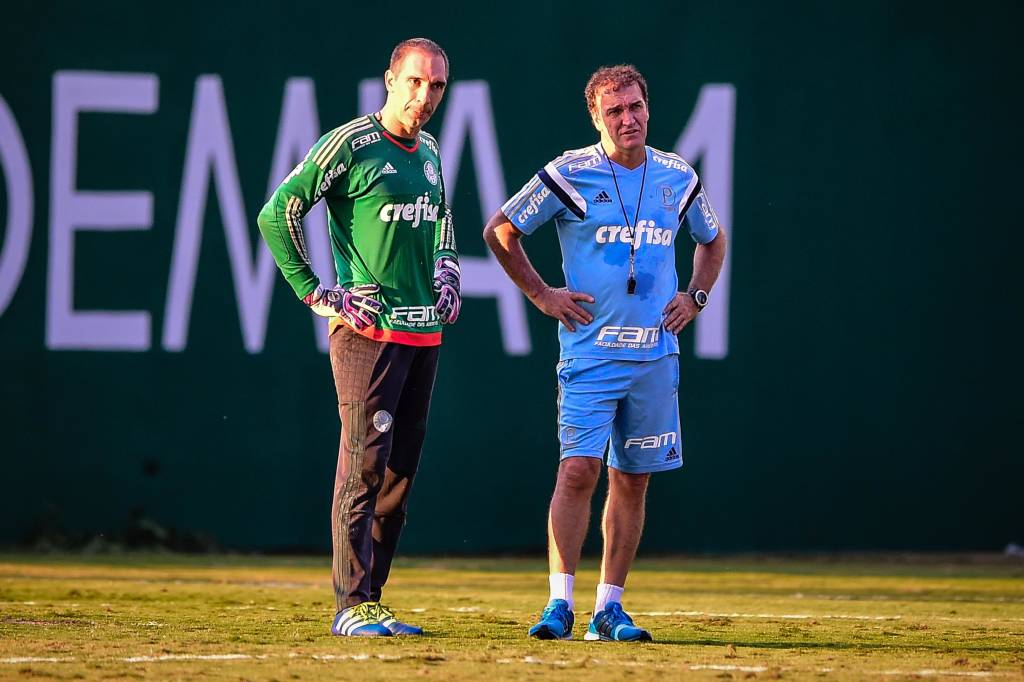 Goleiro Fernando Prass e técnico Cuca estão invictos há seis partidas (Foto: Fernando Dantas/Gazeta Press)