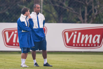 Deivid mantém mistério quanto à escalação da equipe (Pedro Vilela/Light Press)