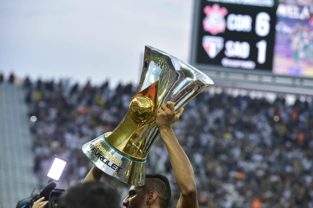 O Corinthians foi o campeão do Brasileirão 2015 (foto: Fernando Dantas/Gazeta Press)