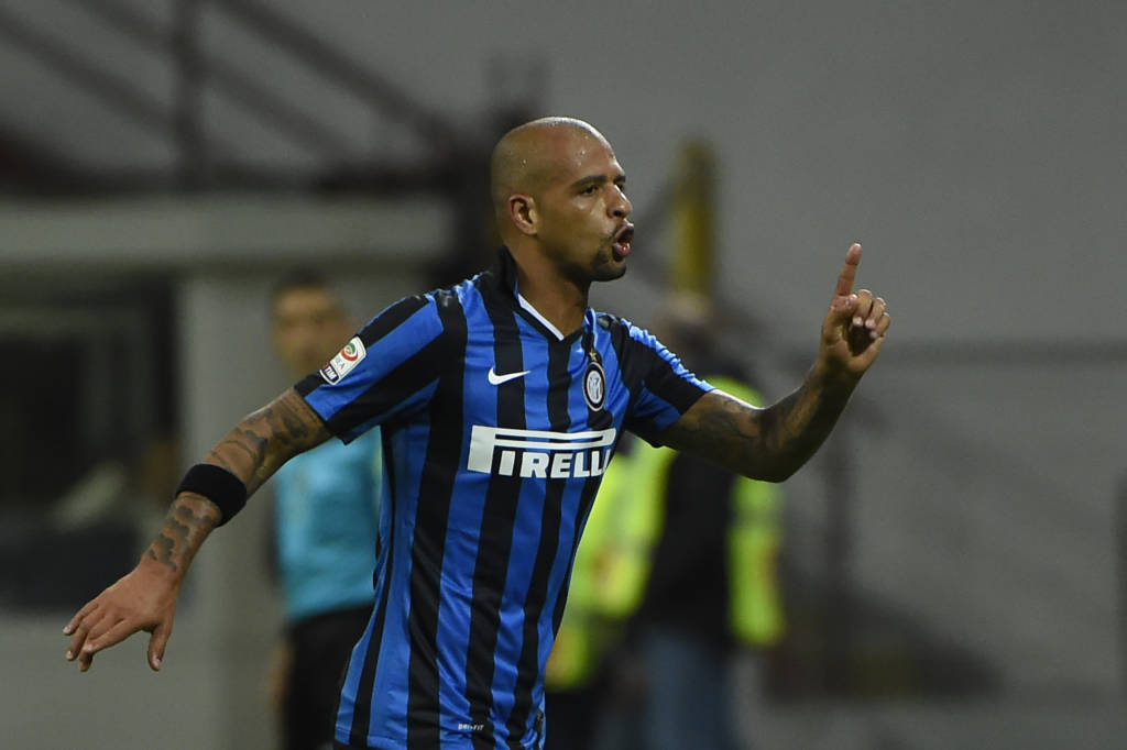 Felipe Melo culpa ex-jogadores comentaristas por ausência nas convocações (Foto: Olivier Morin/ AFP)