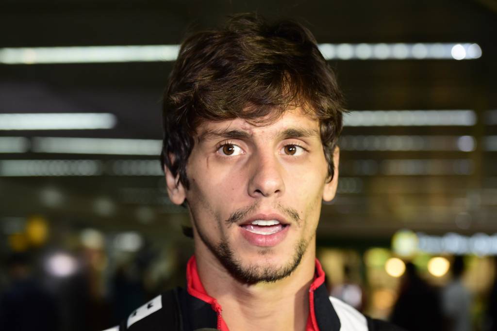 Rodrigo Caio foi liberado para tirar passaporte europeu na Itália (Foto: Fernando Dantas/Gazeta Press)