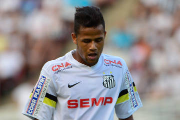 Em torneio que foi eleito a revelação, Geuvânio amargou vice com o Peixe (Foto:Djalma Vassão/Gazeta Press)