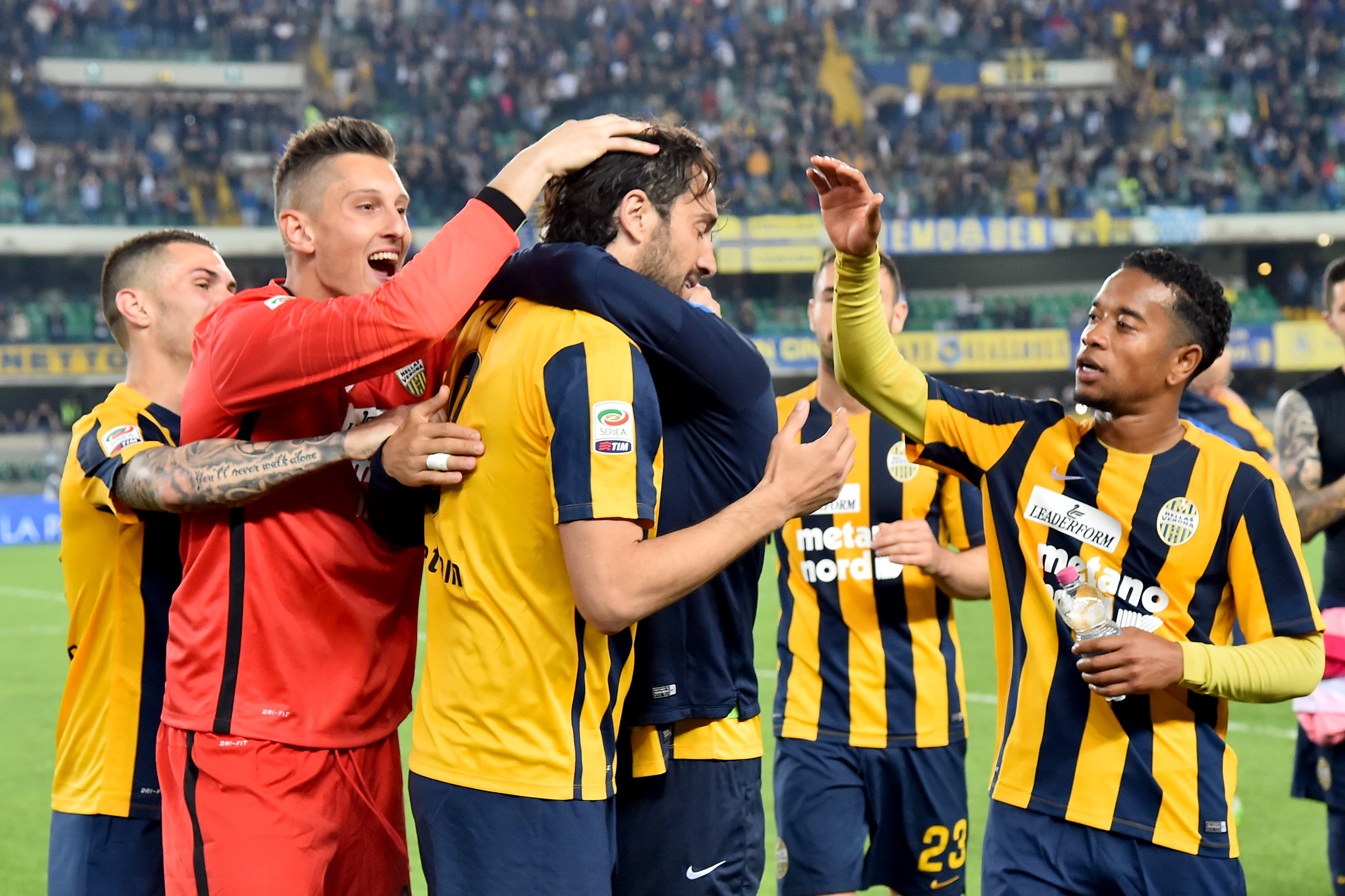 Campeão com a Itália em 2006, Toni não pretende ser técnico após aposentadoria (Foto:Giuseppe Cacace/AFP)