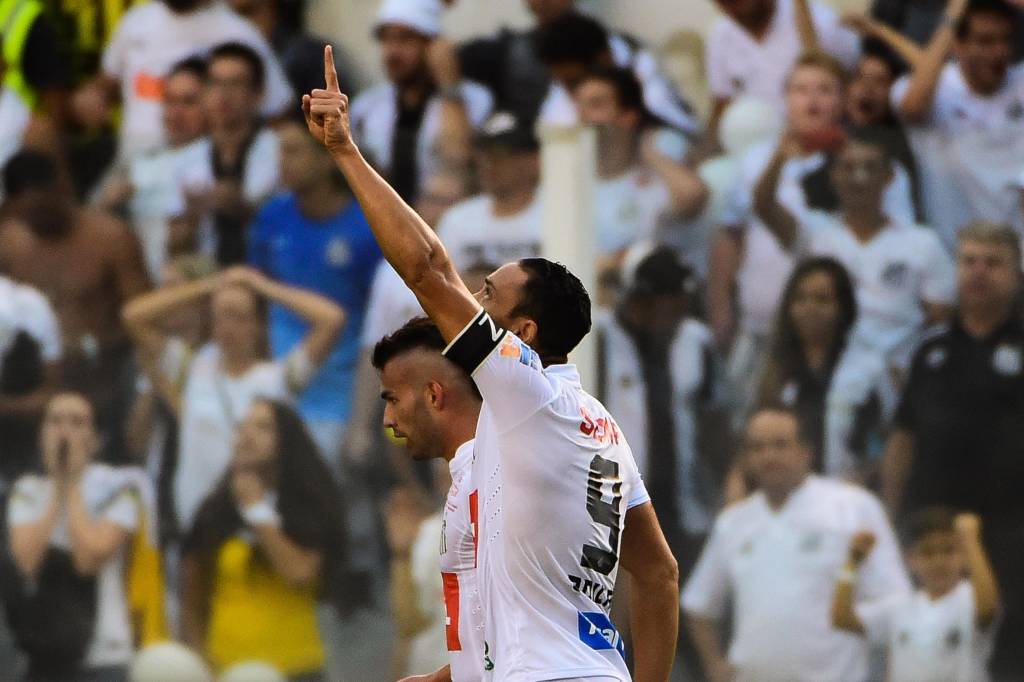 Ricardo Oliveira marcou seu sétimo gol no Campeonato Paulista, igualando a marca de Gabriel (Foto: Djalma Vassão/Gazeta Press)
