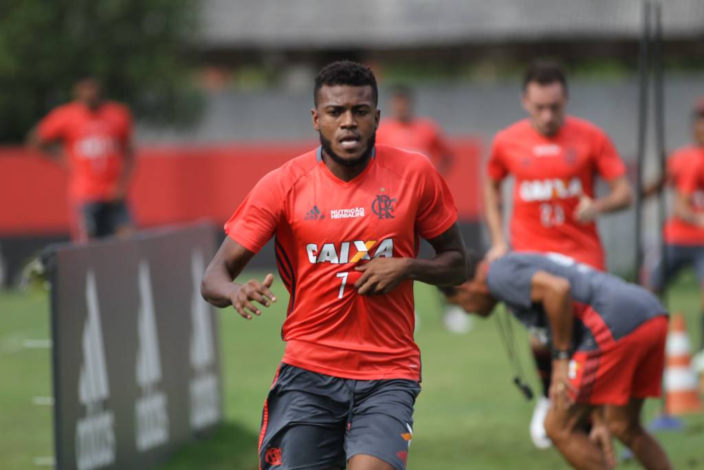 Cirino crê em boa campanha no Brasileiro (Foto: Gilvan de Souza/Flamengo)
