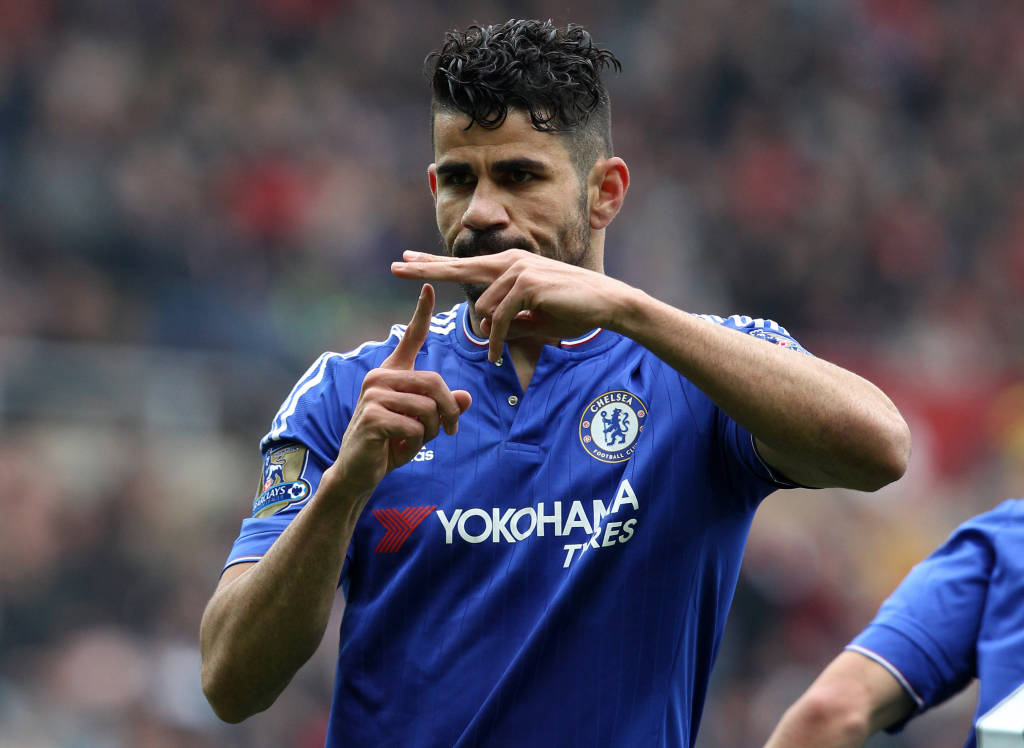 Diego Costa sofre leve lesão muscular, mas acredita que estará bem para a Eurocopa, caso seja convocado (Foto: Lindsey Parnaby/AFP)