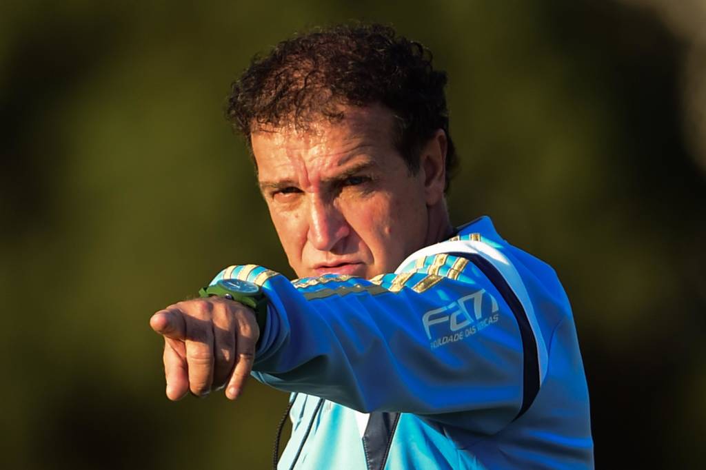 Cuca, técnico do Palmeiras, durante treino na Academia de Futebol da Barra Funda, na Zona Oeste da capital paulista.