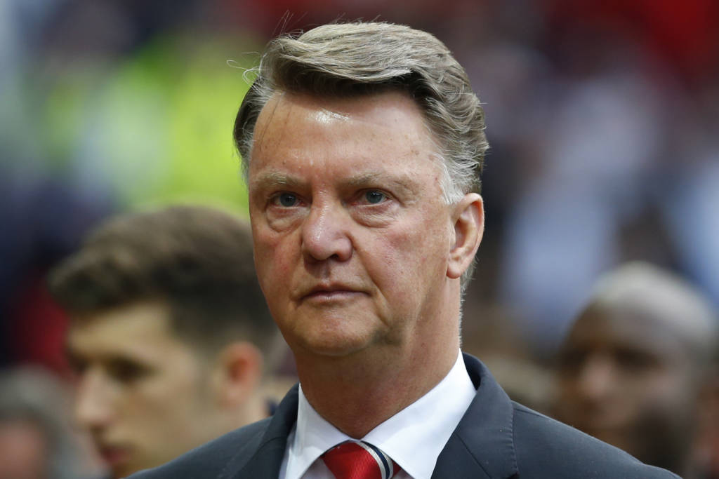 De acordo com jornal alemão, Louis van Gaal pode ser o novo técnico do Werder Bremen (Foto: Lindsey Parnaby/AFP)