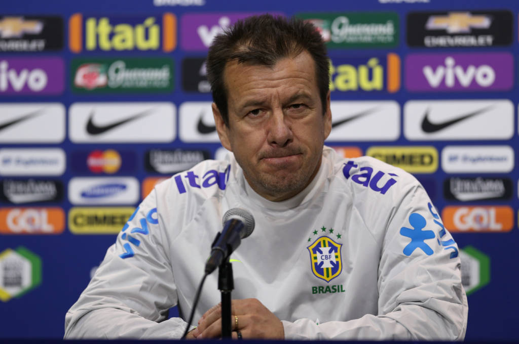 Dunga terá Neymar apenas nas Olimpíadas (Foto: Lucas Figueiredo/Mowa Press)