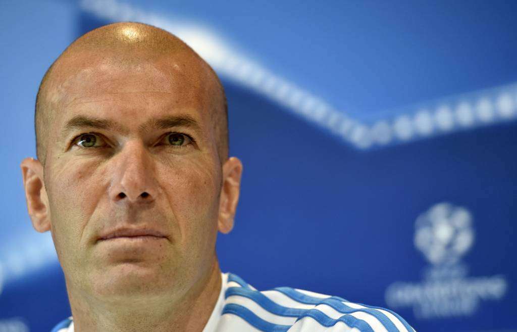 Zidane assumiu o comando da equipe principal do Real em janeiro (Foto: Gerard Julien/AFP)