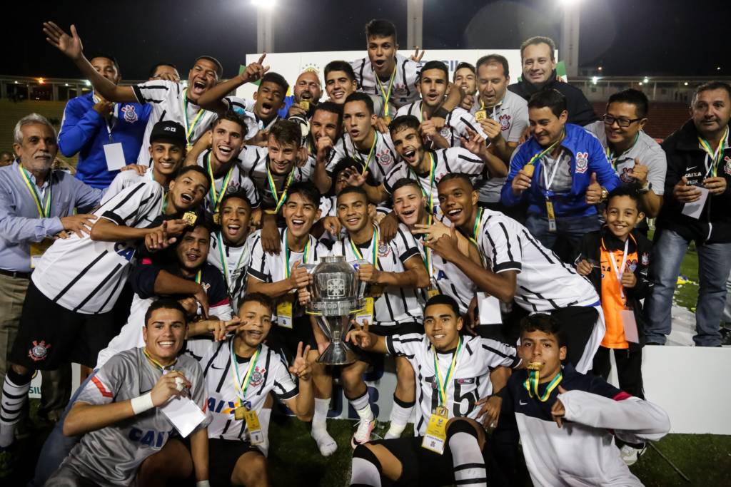 Campeões estão esperançosos com a chance de ascender rapidamente ao time profissional (foto: Rodrigo Gazzanel/Ag. Corinthians)