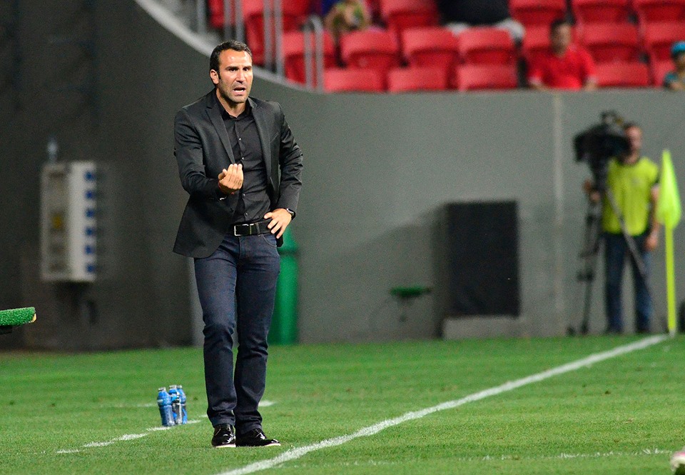 Português de 33 anos chega a Belo Horizonte ainda neste sábado (Gustavo Oliveira/Atlético-PR)