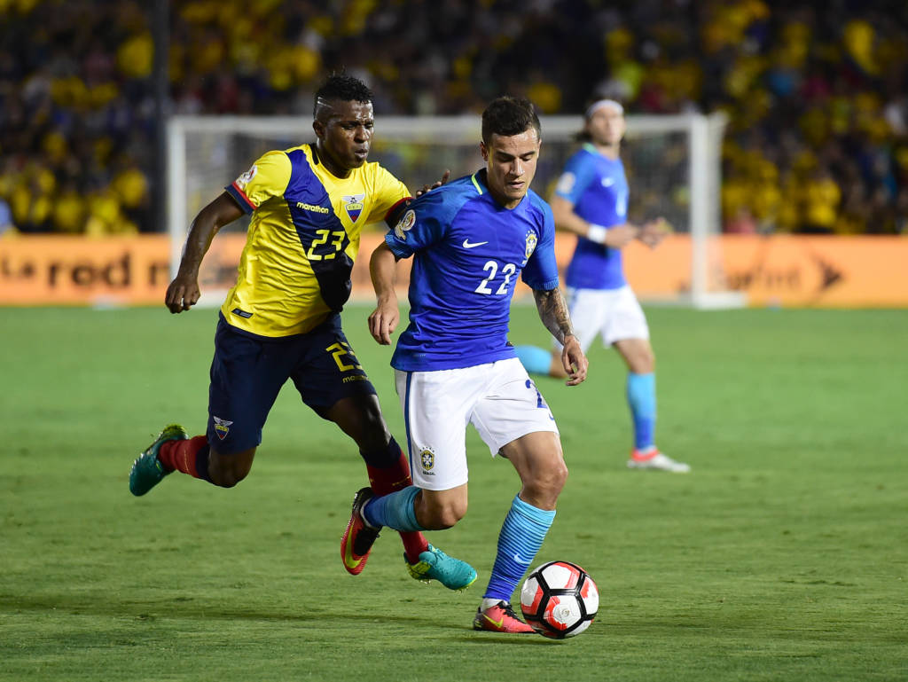 O meia-atacante da Seleção Brasileira, Philippe Coutinho, no jogo contra o Equador, válido pela Copa América (Foto: Frederic J. Brown/AFP)