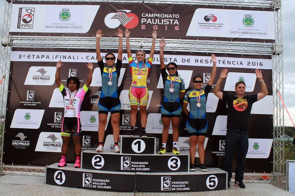 Silvia Augusta da Silva foi a campeã do Paulista de Resistência 2016 (Foto: Ivan Storti/FPCiclismo)