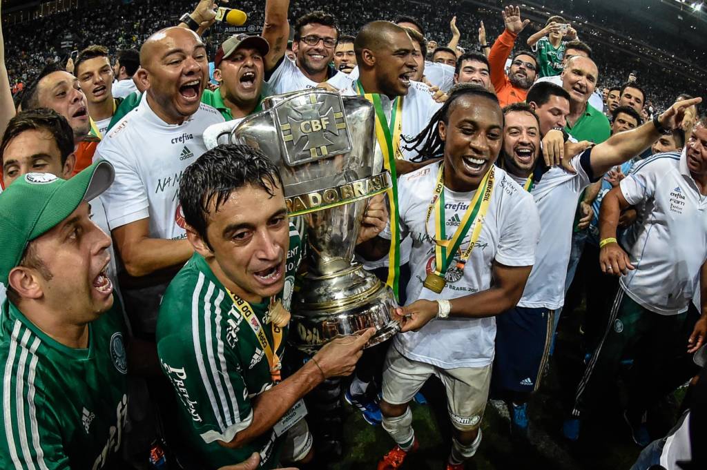 Robinho teve participação decisiva na decisão da Copa do Brasil 2015 (Foto: Fernando Dantas/Gazeta Press)