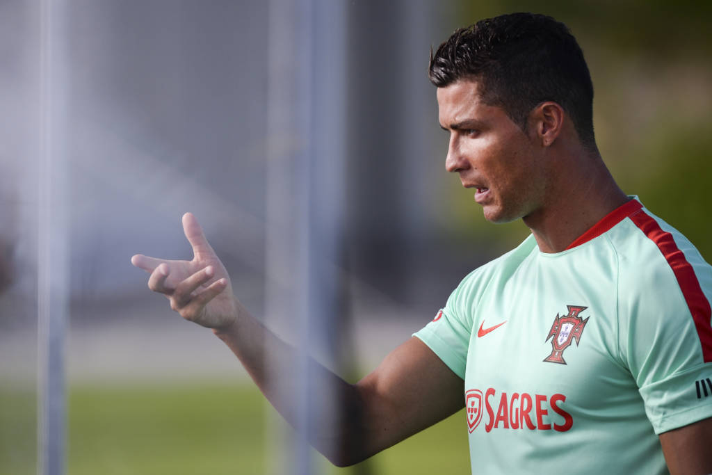 Apesar da vitória por 7 a 0, Cristiano Ronaldo não inclui Portugal na lista de favoritos ao título da Eurocopa (Foto: Patricia de Melo Moreira/AFP)
