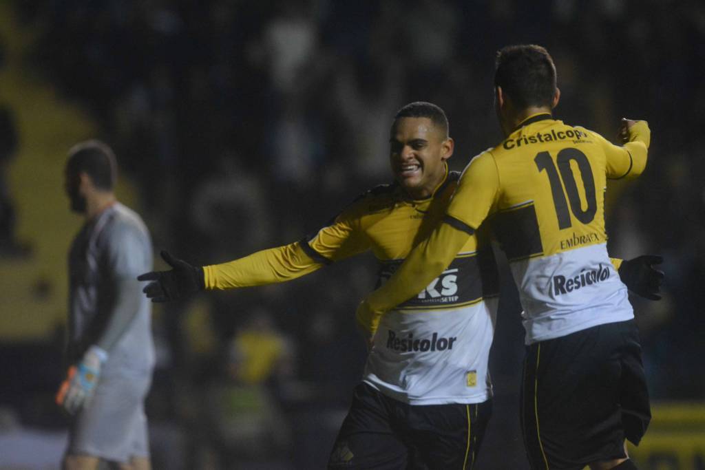 Criciúma busca segunda vitória seguida para entrar no G4 da Série B (Foto: Caio Marcelo/Criciúma E.C.)