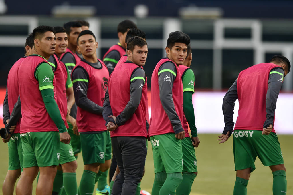 Bolívia tenta se despedir com vitória da Copa América (Foto: Hector Retamal/AFP)