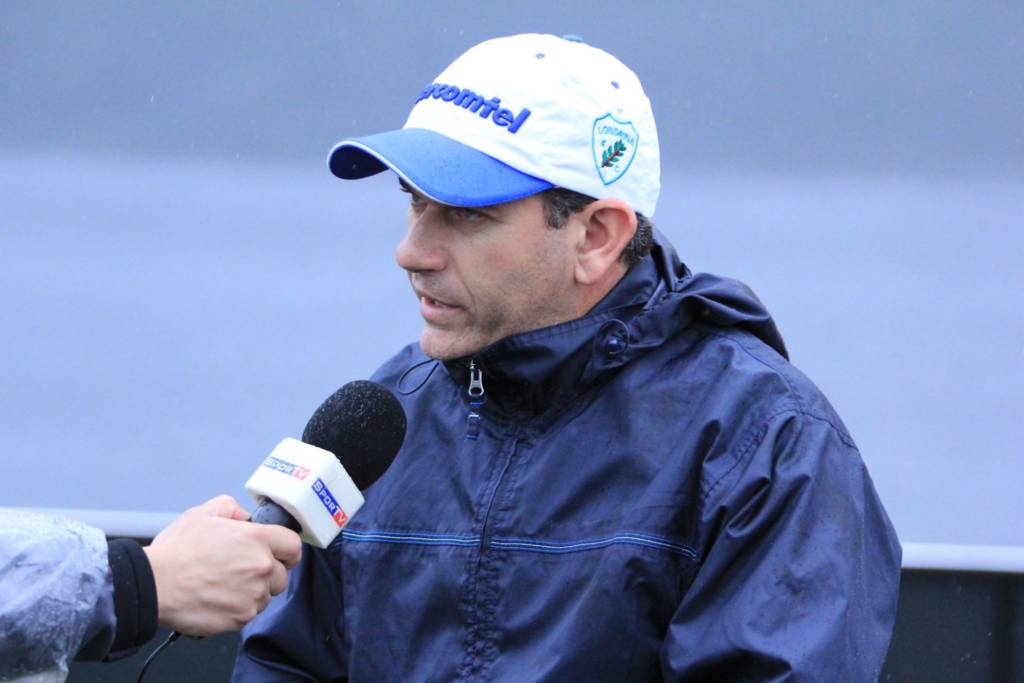 Tencati terá pelo menos três desfalques para montar o Tubarão (Wellington Ferrugem/LEC)