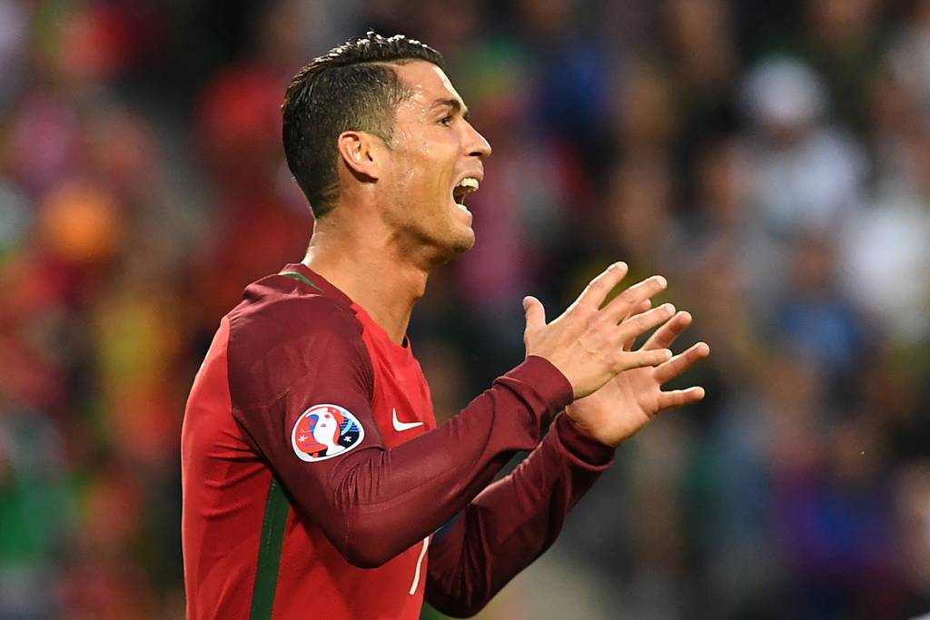 Portugal saiu na frente, mas apenas empatou com a Islândia (Foto: Francisco Leong/AFP)