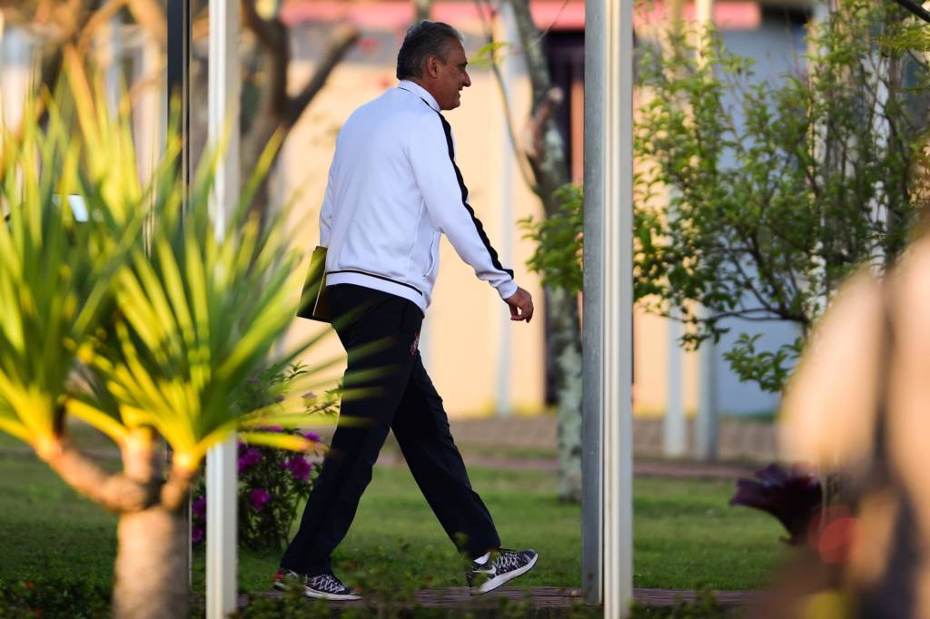 Tite vai decidir nesta quarta-feira seu futuro no Corinthians ou na Seleção (Foto: Djalma Vassão/Gazeta Press)