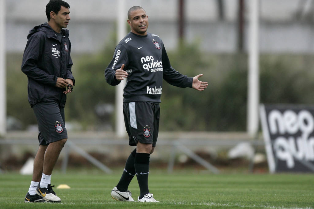 Fábio Carille comandou Ronaldo em sua curta passagem como técnico (foto: Marcelo Ferrelli/Gazeta Press)