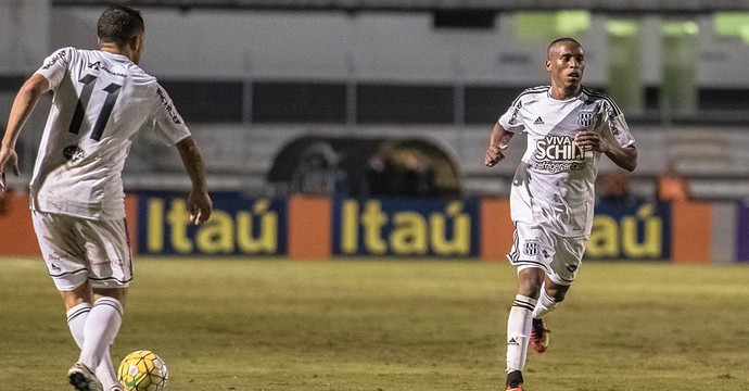 Lateral Jeferson é dúvida para o jogo no Horto (Fabio Leoni/ Ponte Press)