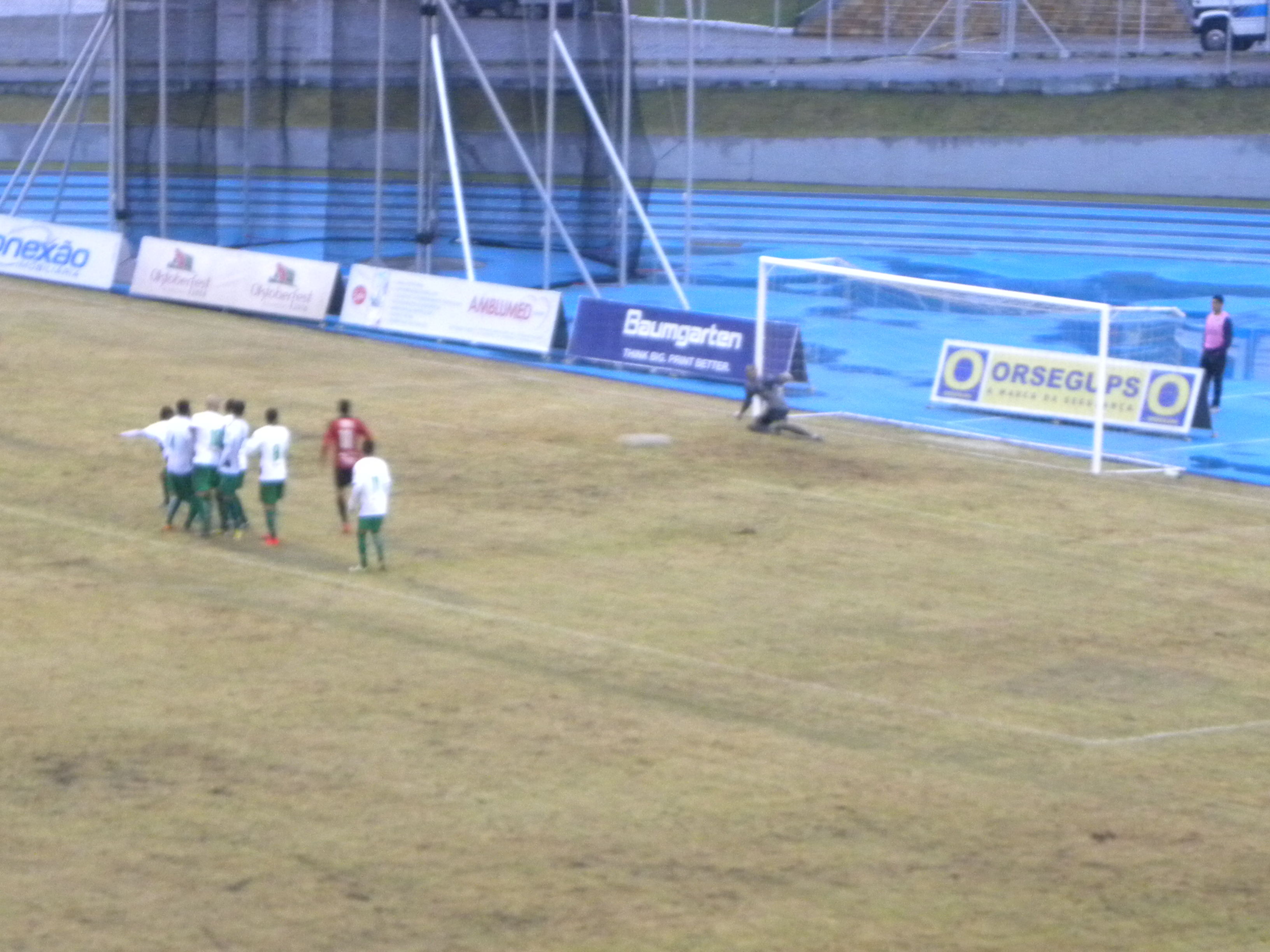 Marcão foi o autor do primeiro gol da equipe do Ituano, que venceu por 2 a 0 (Foto: Acaz Fellegger)