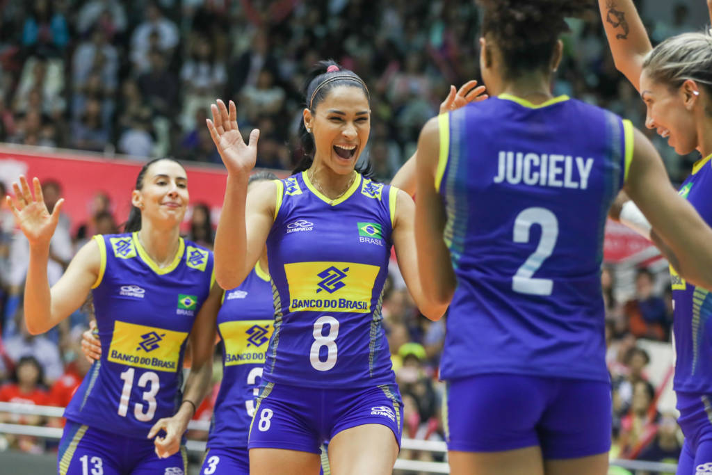 Brasil perdeu primeiro set, mas conseguiu a virada contra a Bélgica (Foto: Divulgação/FIVB)