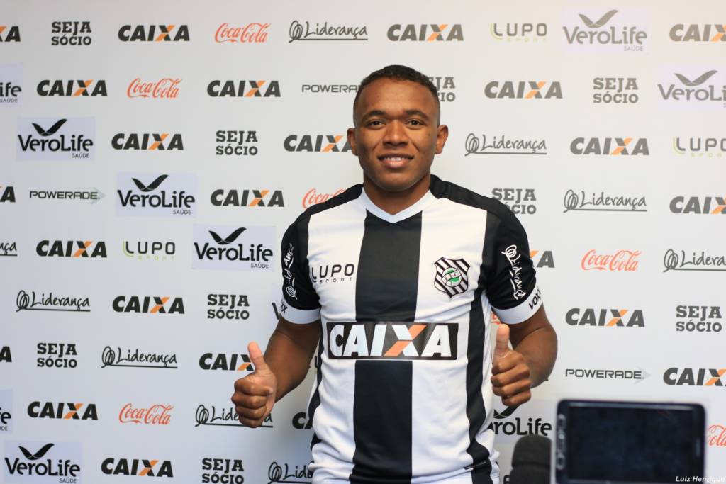 Pará tem 20 anos, e vem de passagens apagadas por Cruzeiro e Atlético-PR (Foto: Divulgação)