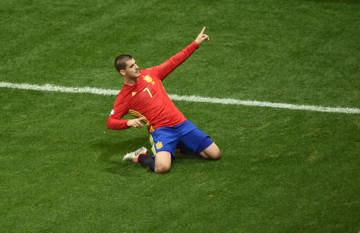 O espanhol Morata é o artilheiro da Euro, com três gols (Foto: BERTRAND LANGLOIS/AFP)